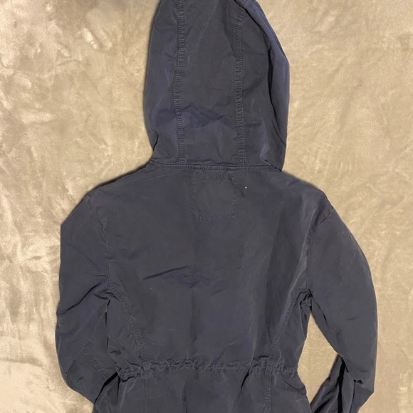 Navy blue Bench jacket! - Picture 2 of 3